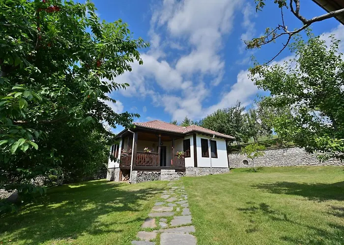 Rhodopes Legends Гостевой дом