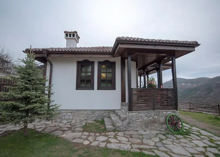 Гостевой дом Rhodopes Legends Vrata