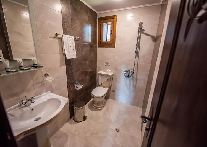 Rhodopes Legends 2* Vrata