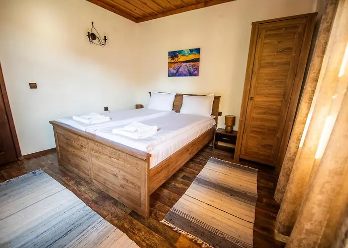 Rhodopes Legends 2* Vrata